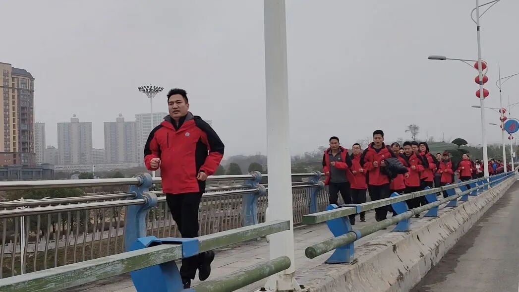 Challenging Ourselves, Forging a Strong Team – Jiaheng Marketing Center Successfully Holds Team Empowerment Training
